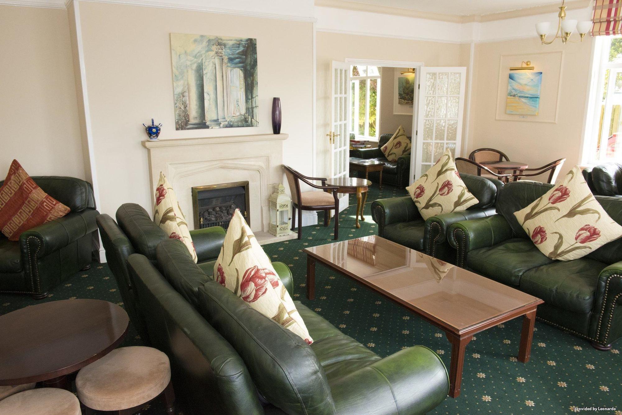 Cliff Head Hotel Carlyon Bay Buitenkant foto