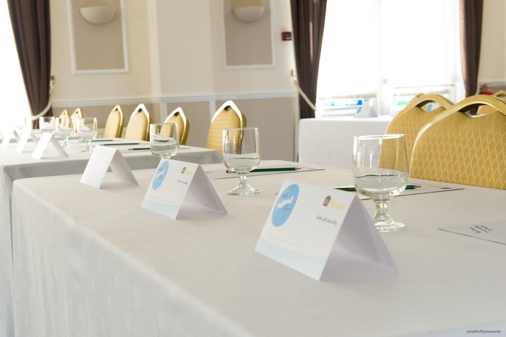Cliff Head Hotel Carlyon Bay Buitenkant foto