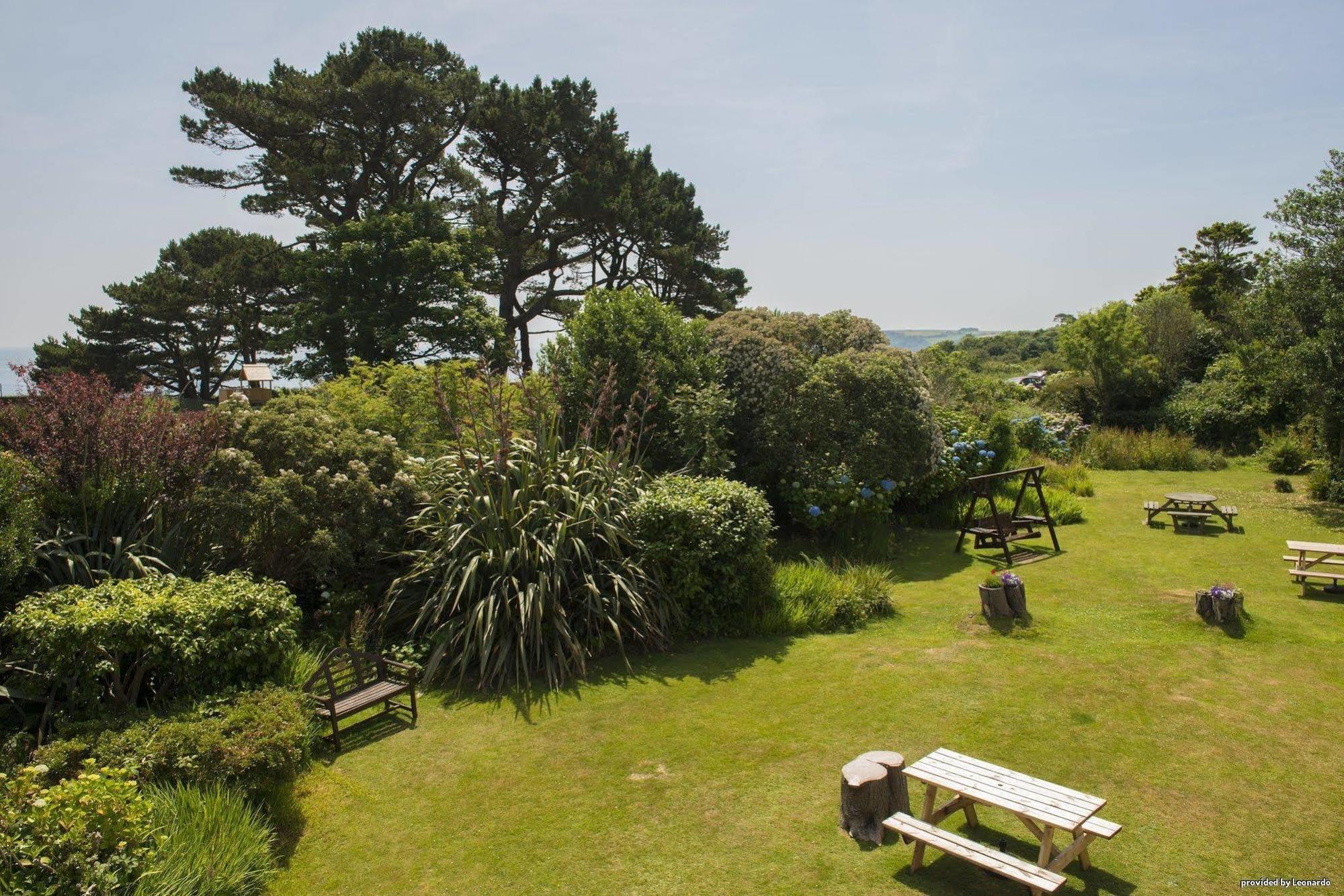 Cliff Head Hotel Carlyon Bay Buitenkant foto